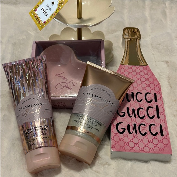 Bath & Body Works Other - SET Champagne Toast Body Scrub & Cream Gucci Block Paris Heart Dish India Shelf